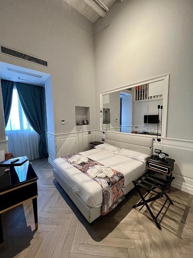 Relais Piazza Vittoria Bed and Breakfast Νάπολη Εξωτερικό φωτογραφία