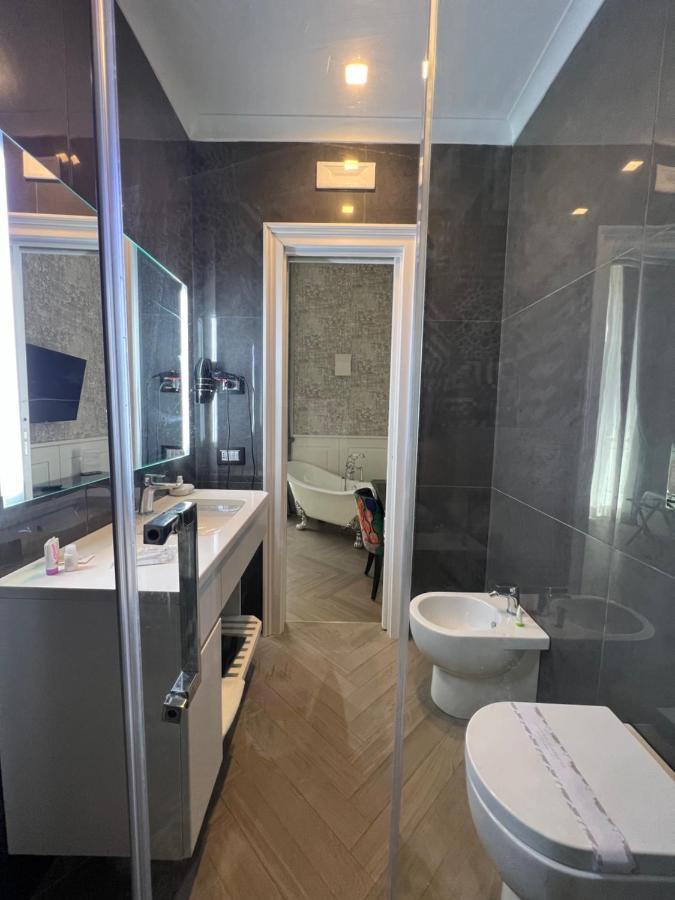 Relais Piazza Vittoria Bed and Breakfast Νάπολη Εξωτερικό φωτογραφία